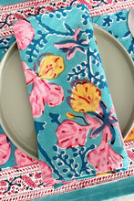 Charger l'image dans la galerie, Serviette de table Waterlily blockprint en coton imprimé