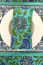 Charger l'image dans la galerie, Serviette de table Rhapsody blockprint en coton imprimé