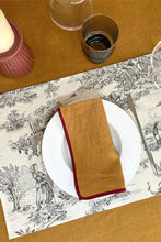Load image into Gallery viewer, Trianon tablemat Toile de Jouy Black and White
